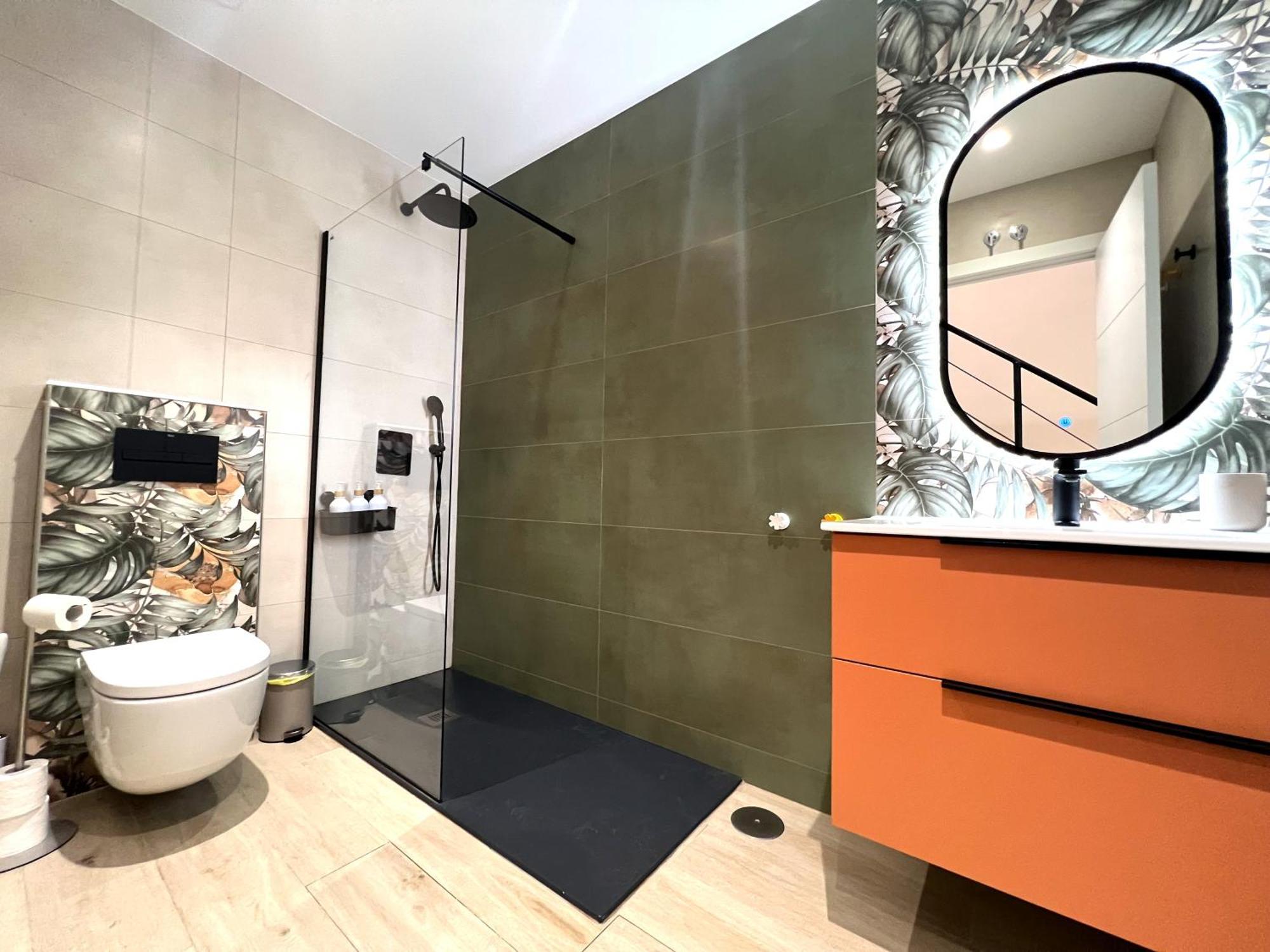 Duplex Moderno Y Acogedor Junto A Atocha Apartment Madrid Bagian luar foto