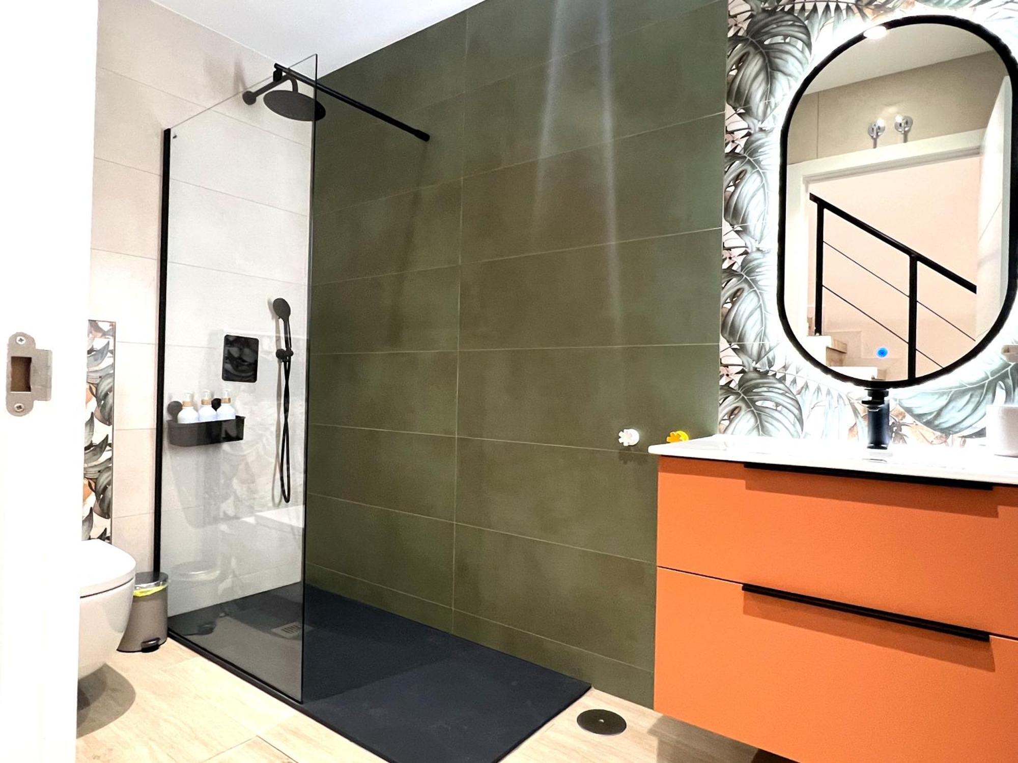 Duplex Moderno Y Acogedor Junto A Atocha Apartment Madrid Bagian luar foto