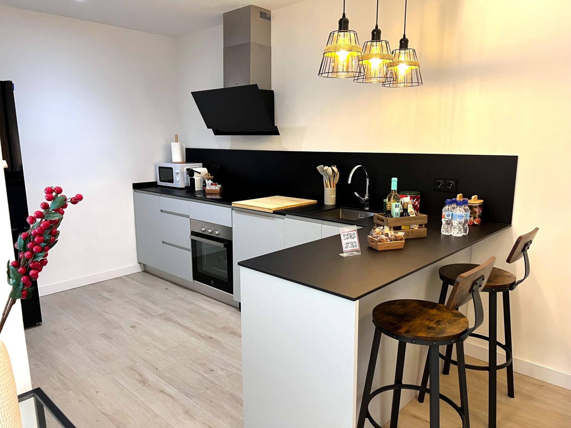 Duplex Moderno Y Acogedor Junto A Atocha Apartment Madrid Bagian luar foto