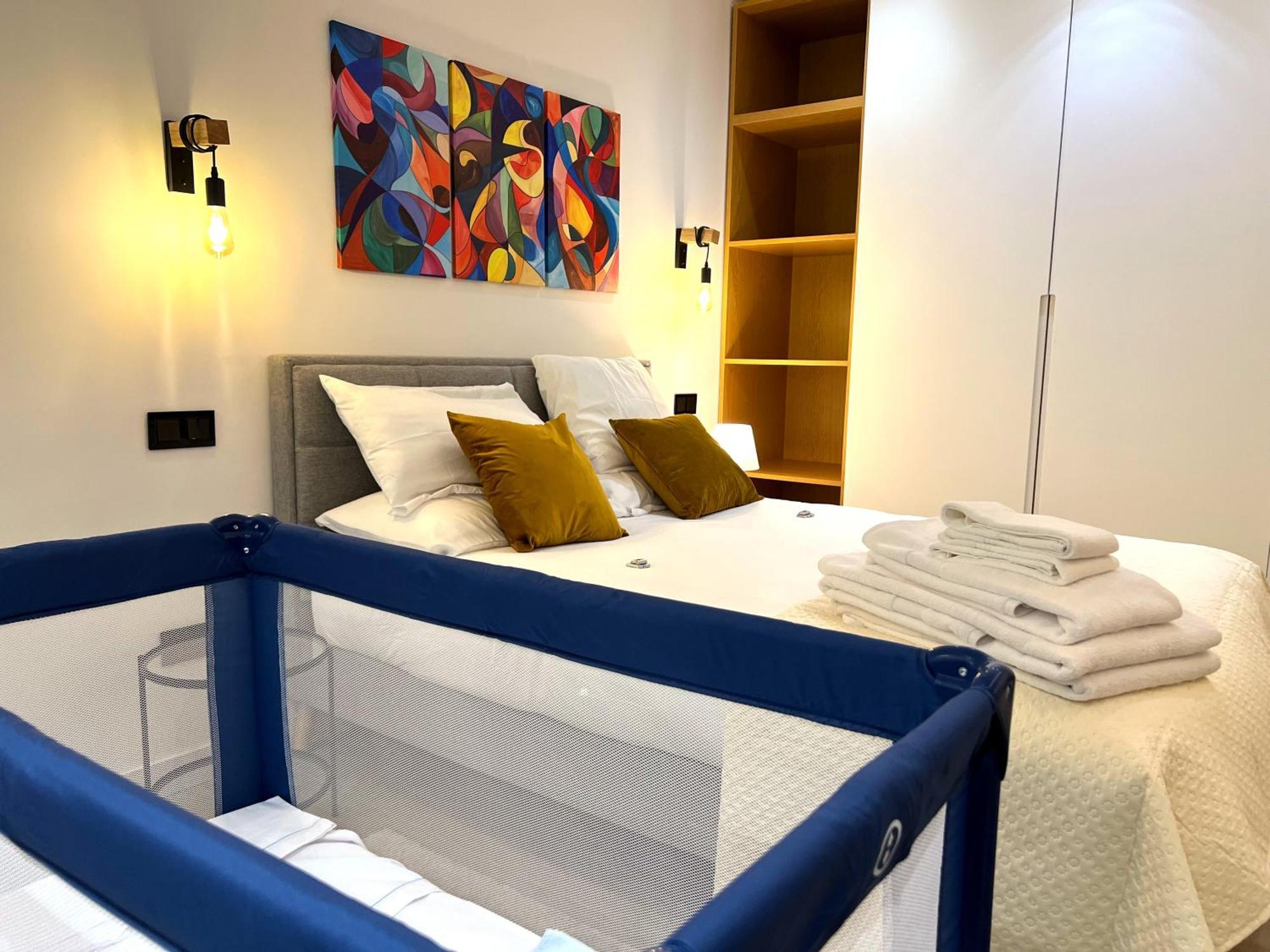Duplex Moderno Y Acogedor Junto A Atocha Apartment Madrid Bagian luar foto