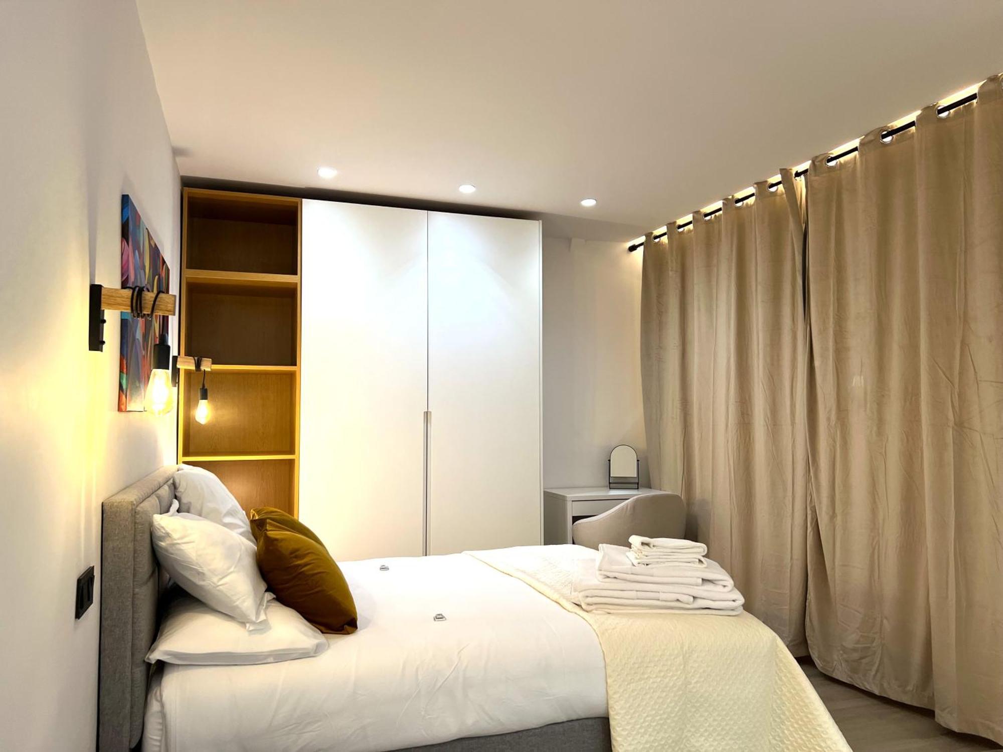 Duplex Moderno Y Acogedor Junto A Atocha Apartment Madrid Bagian luar foto