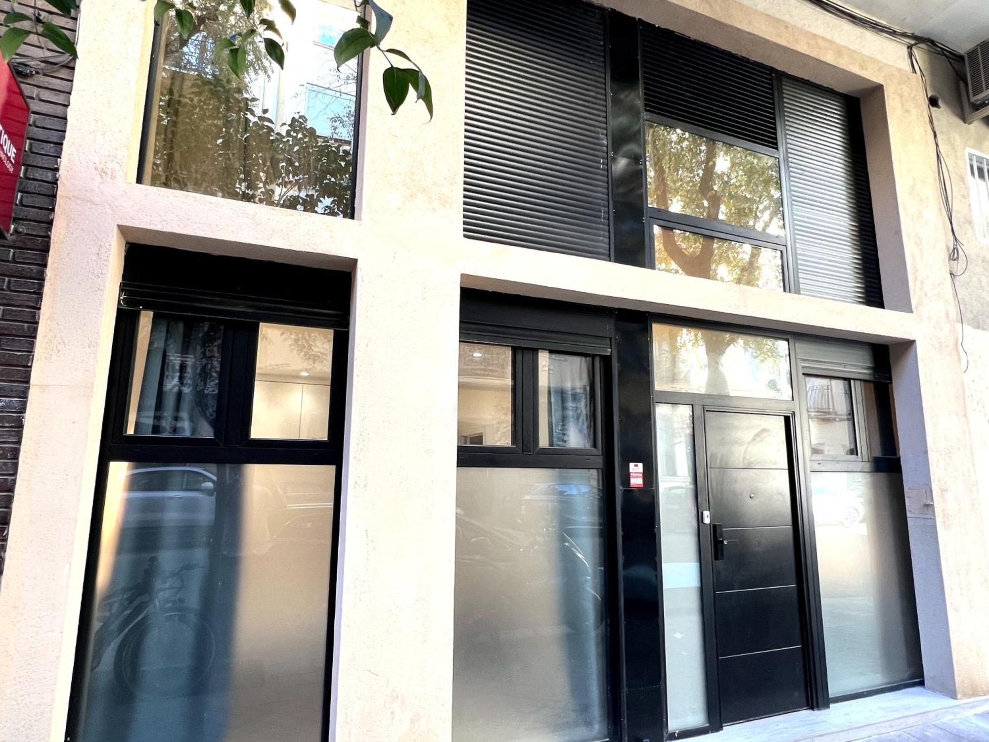Duplex Moderno Y Acogedor Junto A Atocha Apartment Madrid Bagian luar foto